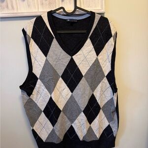 GAP Men's V-Neck Argyle Sweater Vest - Black, Gray, White